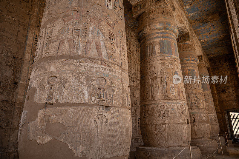 Medinet Habu神庙的柱子